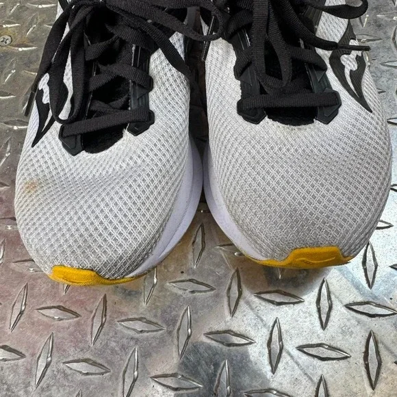 Saucony PWRRUN Sneakers Women's Size 6.5 Black White Yellow Checker Work Out - Picture 4 of 7